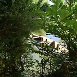 펜션 Romantique, Avec Son Petit Etang Prive En Dordogne 몽티냑