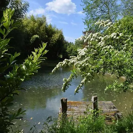 Vakantiehuis Romantique, Avec Son Petit Etang Prive En Dordogne