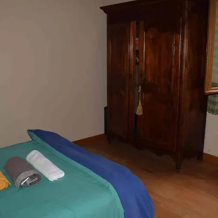 Romantique, Avec Son Petit Etang Prive En Dordogne Vakantiehuis La Bachellerie