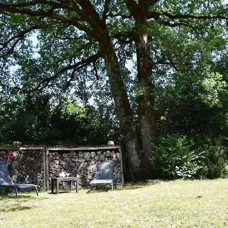 Vakantiehuis Romantique, Avec Son Petit Etang Prive En Dordogne La Bachellerie