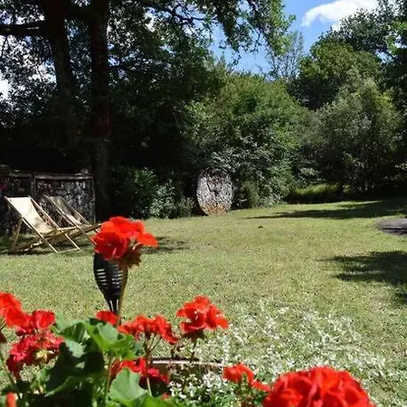 Vakantiehuis Romantique, Avec Son Petit Etang Prive En Dordogne La Bachellerie