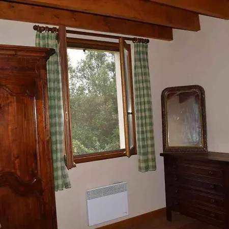 Romantique, Avec Son Petit Etang Prive En Dordogne La Bachellerie
